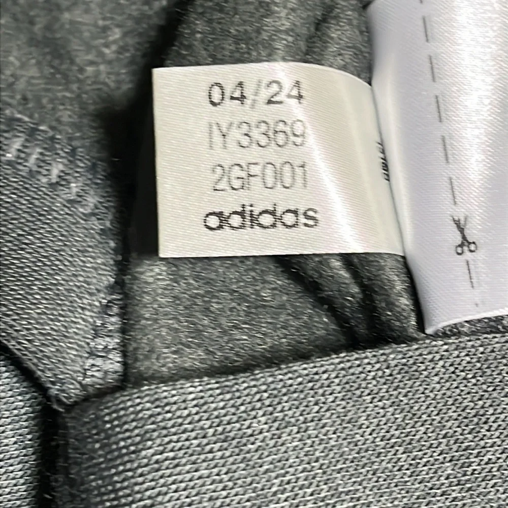 Adidas Men's Regular Fit Kangaroo Pockets Hoodie - Gray large